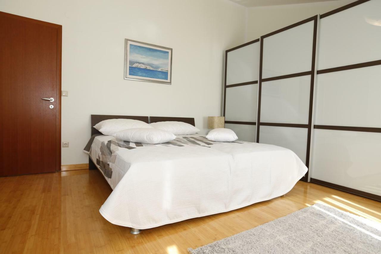 באסקה Apartment Bojan With Terrace And Sea View מראה חיצוני תמונה